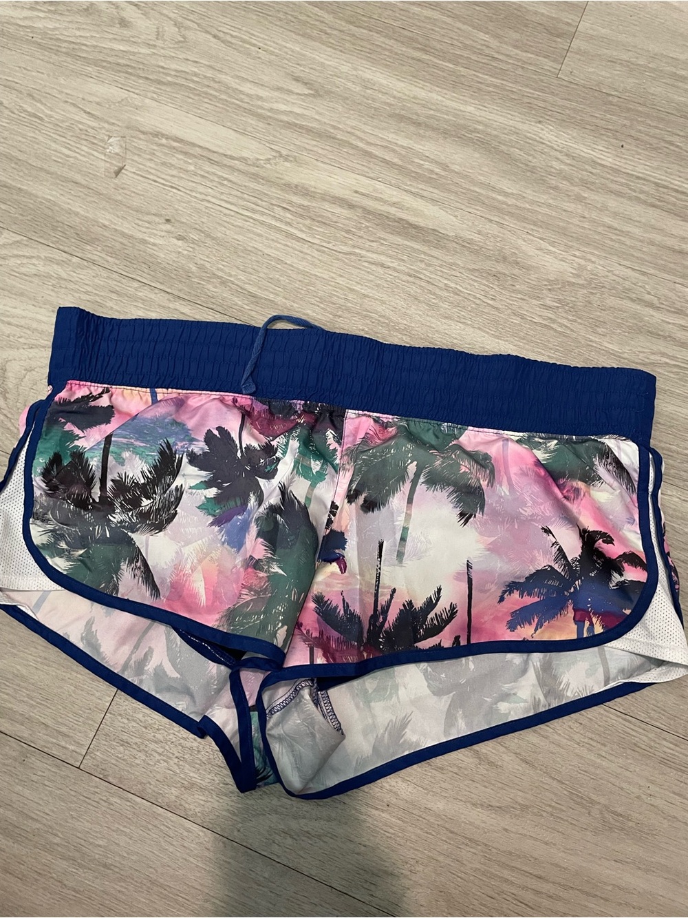 Women's Blue Tropical Print Athletic Shorts